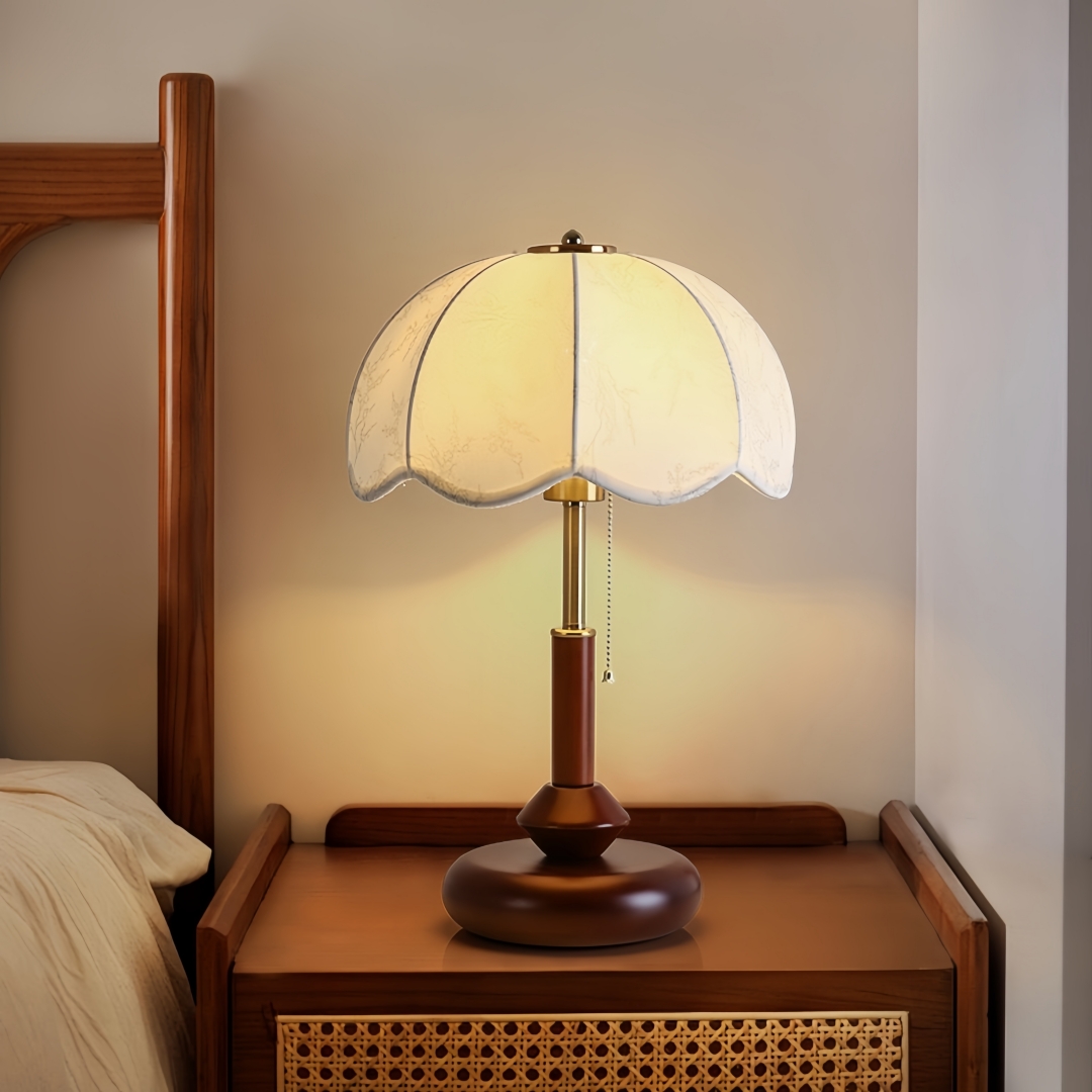 Room Decor Lighting Lamp - Vintage Scalloped Dome Table Lamp for